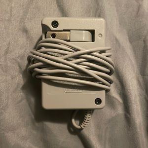 Nintendo 3DS charger
